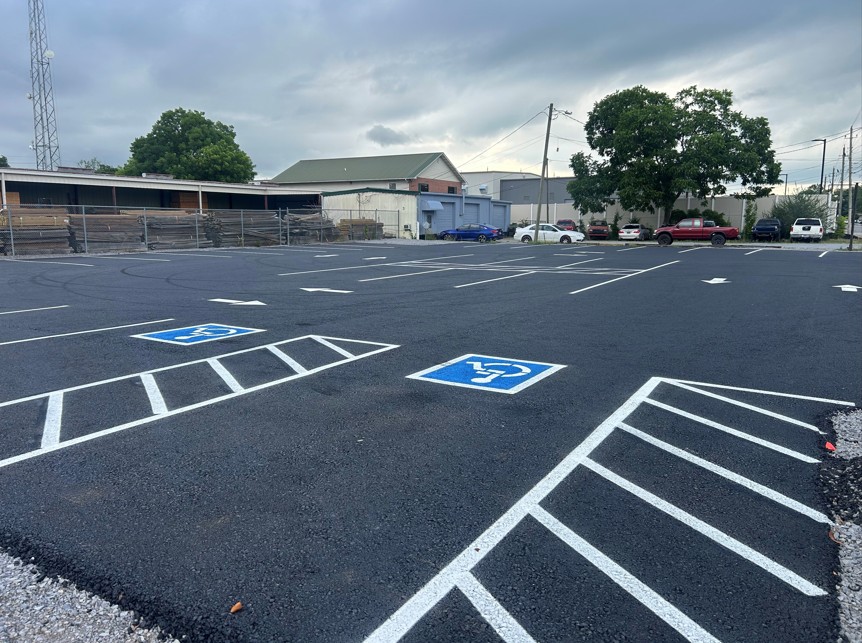 parking lot opens parkway at bruce st 07 01 25 snip